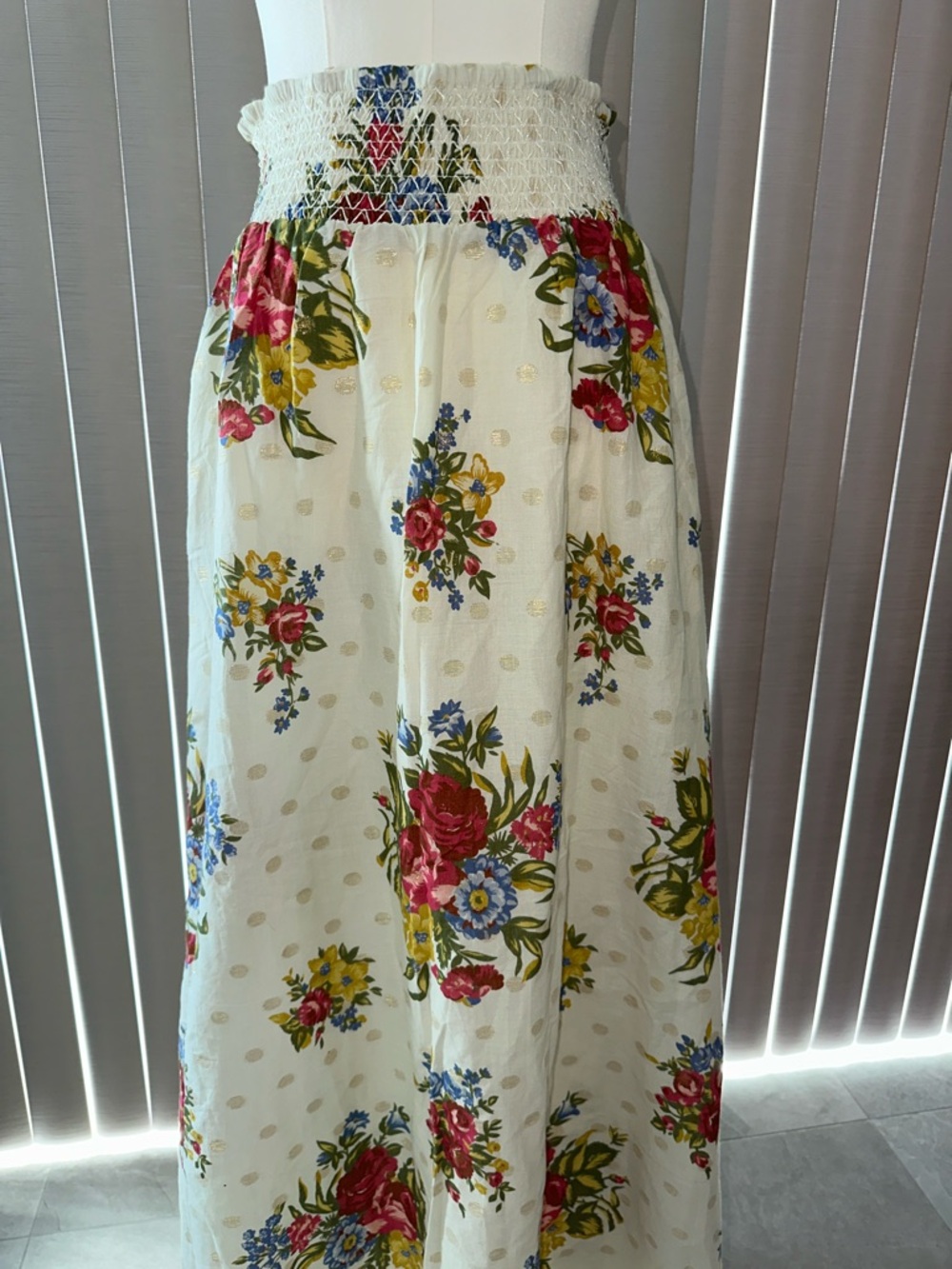House of Harlow 1960 Ivory Maxi Skirt with Pink, Blue & Yellow Floral Print - Picture 3 of 10